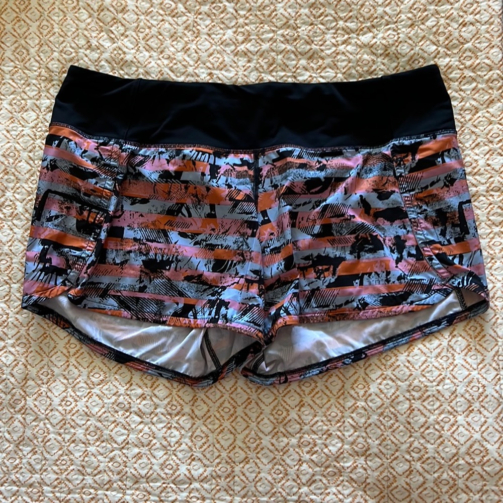 Lululemon size 10 shirts